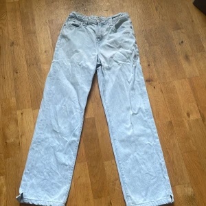 Tommy hilfiger jeans - Jeans ifrån tommy hilfiger, strl 164