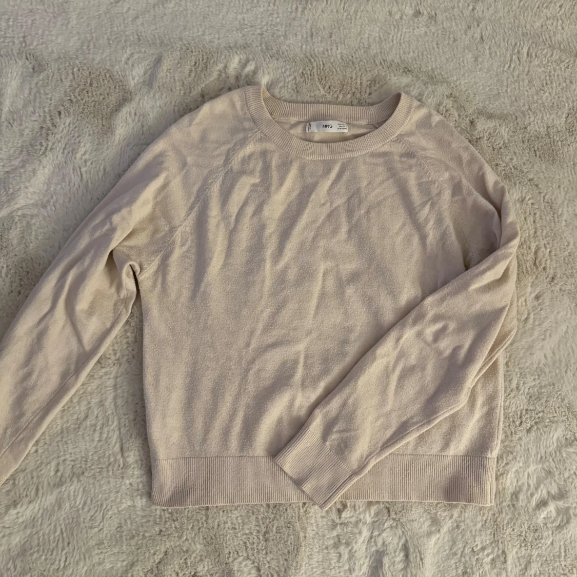 Finstickad beige tröja - 90