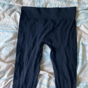  Tajts  - Tränings byxor men de är också sköna att bara ha på sig 