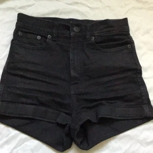 Jeans shorts - Bra skick 