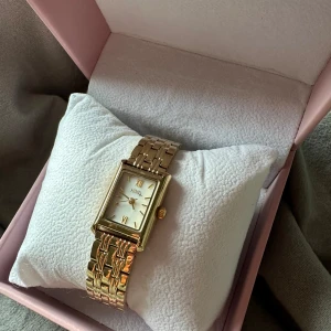 Himo klocka - Helt oanvänd klocka från himo