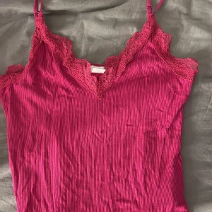 Rosa linne  - Jättefint rosa linne från new yorker storlek S