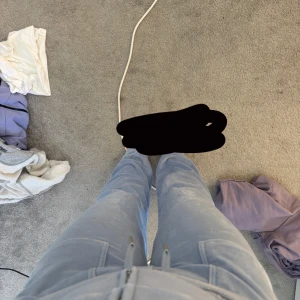 juicy byxor - används inte längre. säljer setet till billigt pris. köparen står för frakt. pris kan diskuteras. 