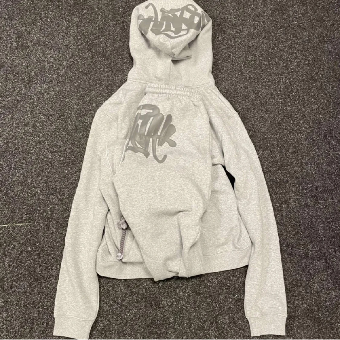 Syna world tracksuit