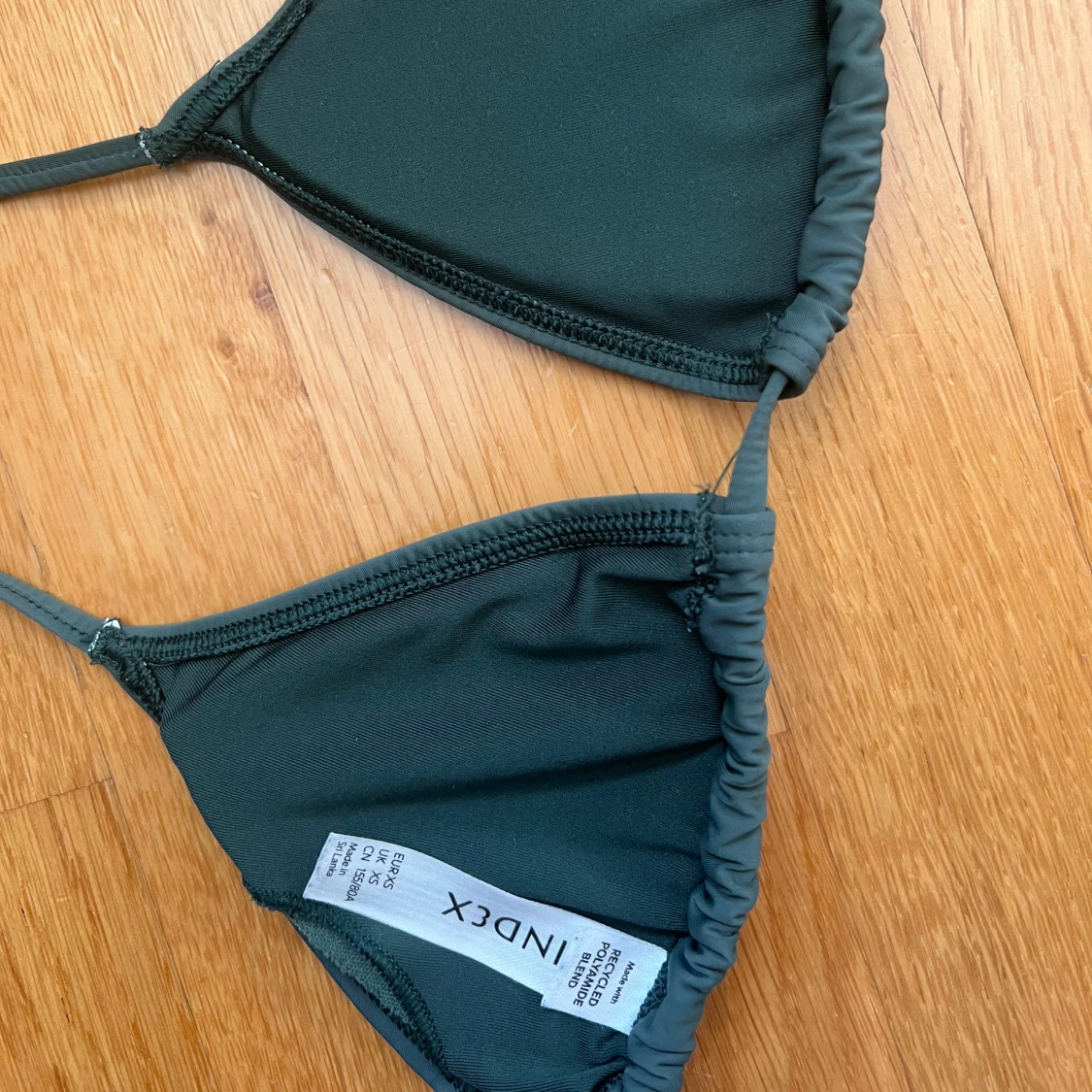 Mörkgrön bikinitopp - 90