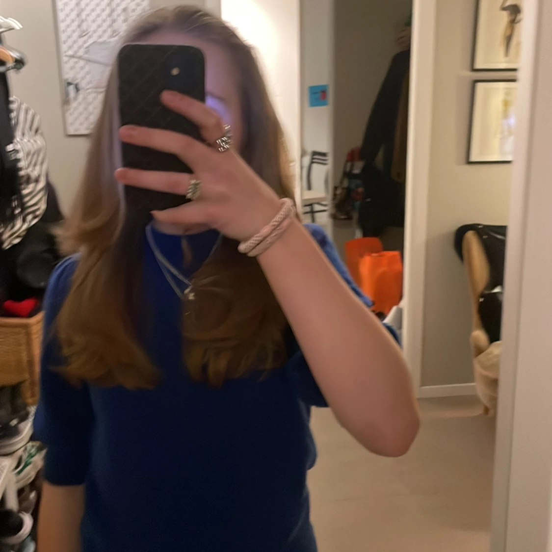 Blå trekvartsärmad tröja