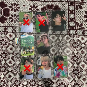 BTS IN THE SCOOP PHOTOCARDS  - BTS IN THE SCOOP 2 PHOTOCARDS🤍 KORT SÄLJS SEPARAT🤍Rabatt vid köp av fler kort🤍 Inte officiella. KONTAKTA vid intresse, om du vill veta om ett specifikt kort finns kvar eller om du vill få mer bilder! Allt kan diskuteras🤍