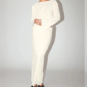 Set  - Säljer detta set från Gina, båda delarna är i xs. Kostar 660kr nytt och säljer för 300kr. Nyskick då de endast är använda en gång!😊