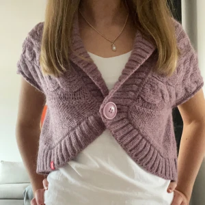 Kortärmad kofta - Söt kofta