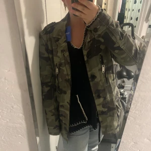 Jacka  - Perfekt höst jacka från Replay❤️