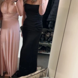 balklänning - säljer denna fina balklänning ❤️ endast använd en gång 