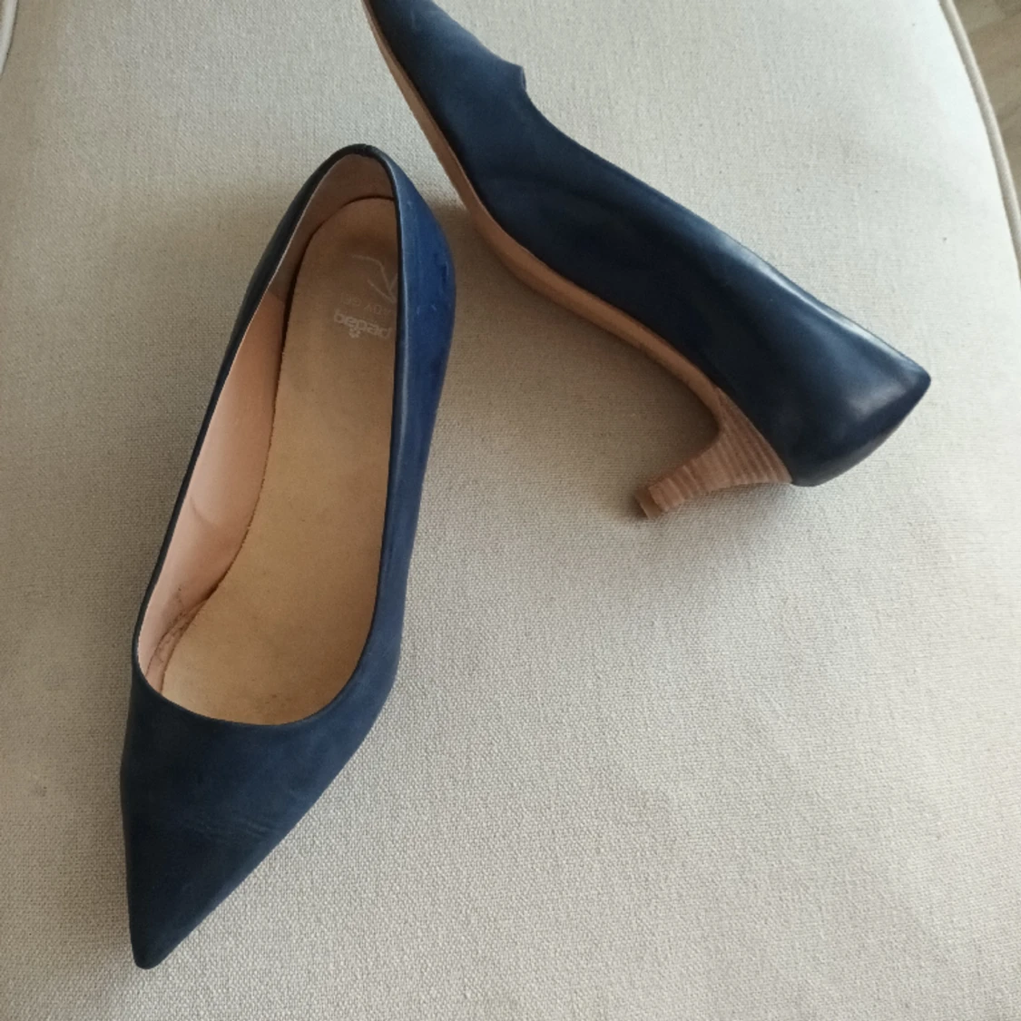 Jeansblå pumps i äkta skinn från Footlight, stl 39,5  - 90