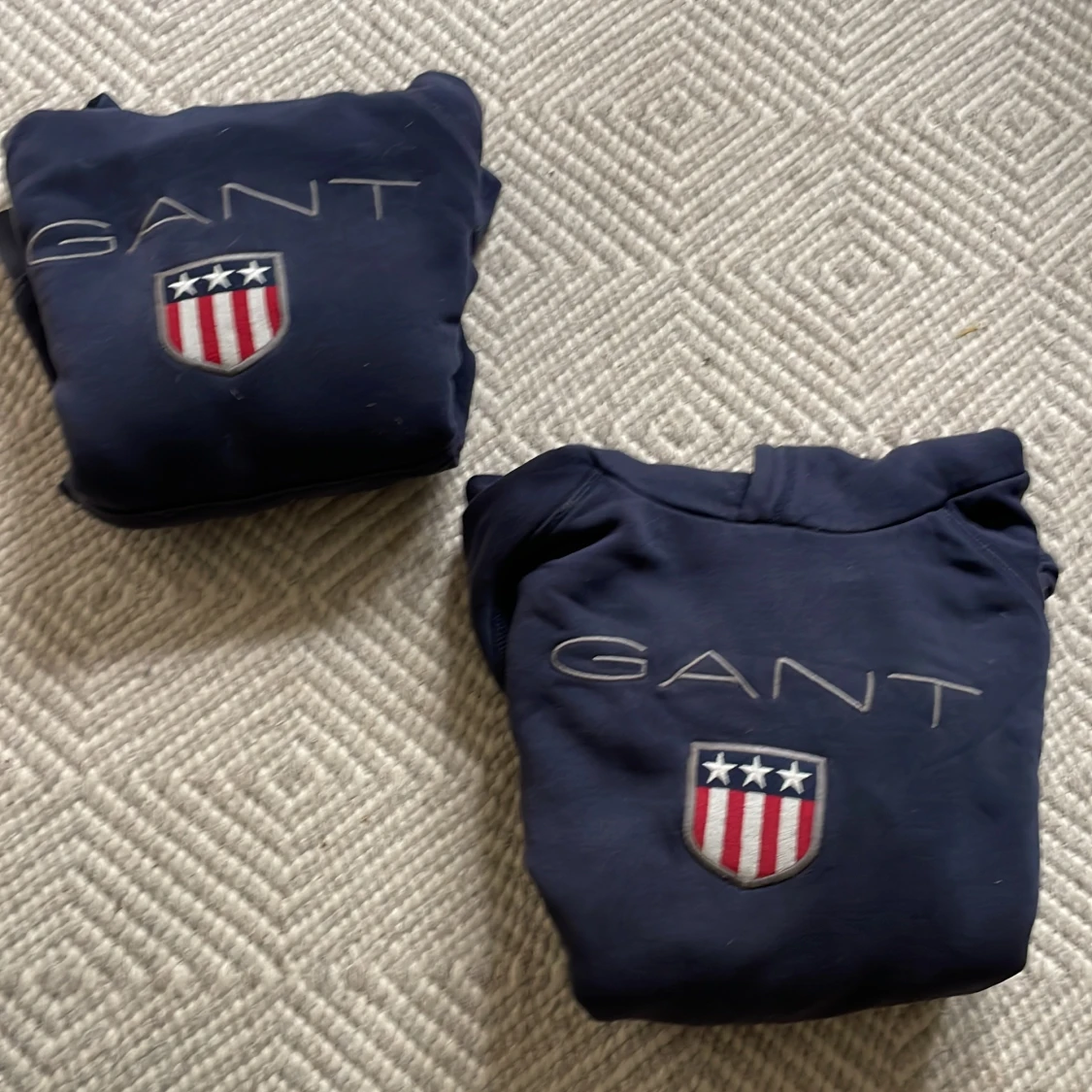 Två Gant hoodies  - 91