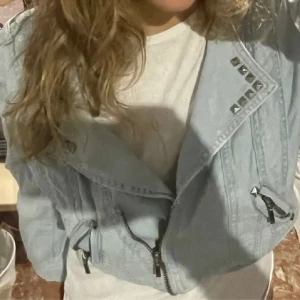 Jeans bolero - Fin jeans bolero i bra skick ❤️