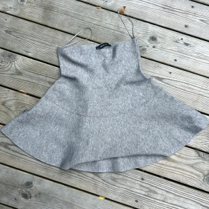 Stickad Kjol  - As snygg på hösten med boots