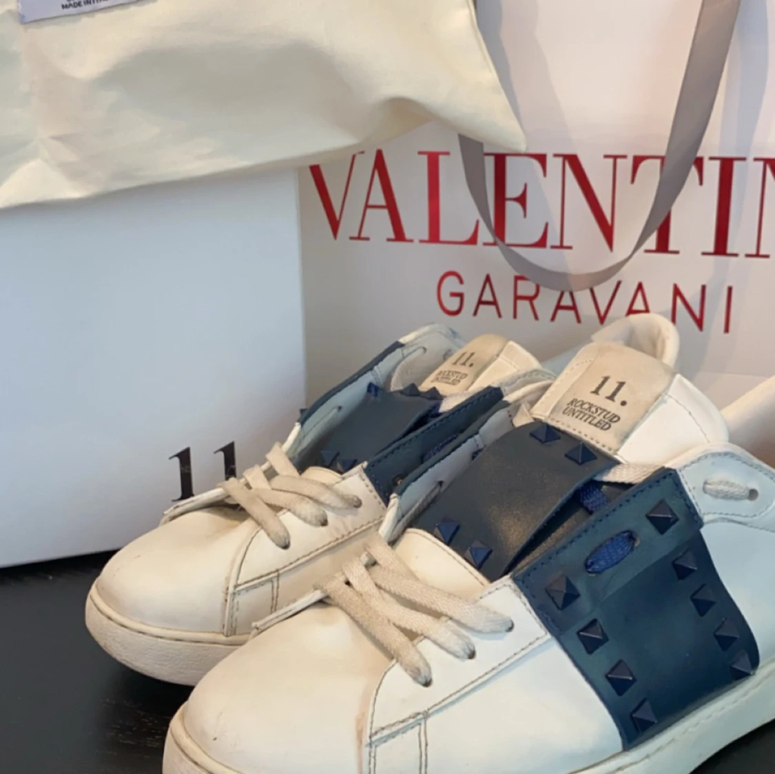 Valentino Rockstud Open