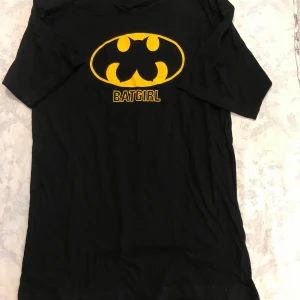 Batman T Shirt  - Finns fler kvar, samma frakt  Stlk kvar M.L. XL  99kr/st  Helt ny 