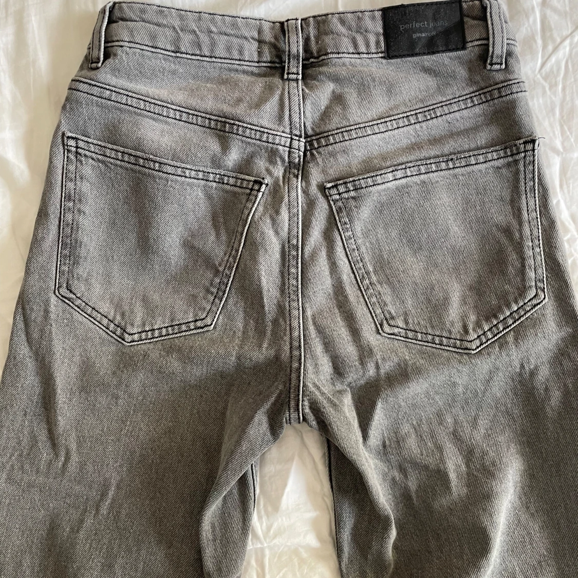 Gråa Perfect jeans Straight  - 92