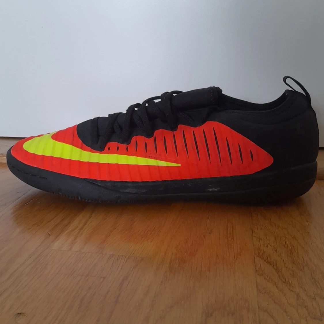Nike fotbollskor - 93