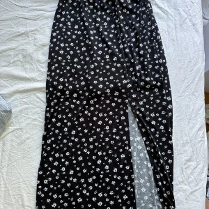 Långkjol  - Kjol från H&M 