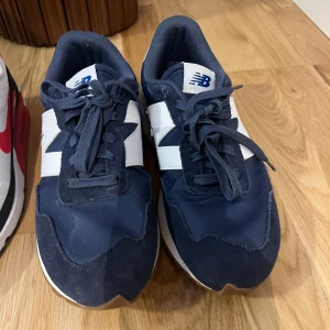 New balance och Nike skor  - Måttligt använda, skorna är i gott skick