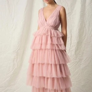 Balklänning - Superfin klänning! Nypris 2000kr 💕Passar XS-S!