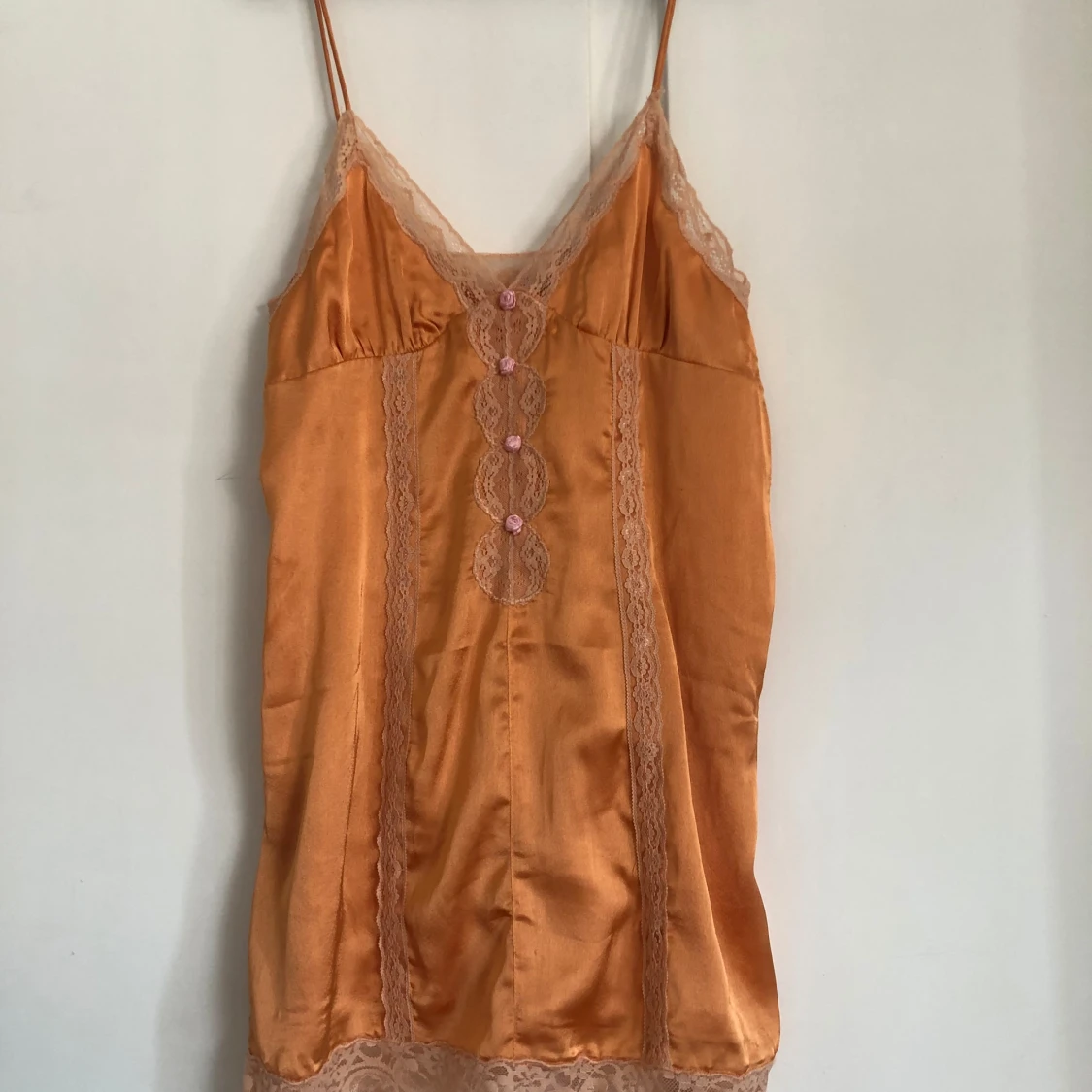 Orange miniklänning