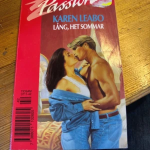 Pocket bok: Lång, Het sommar  - Pocket bok i bra skick 