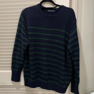 Brandy Melville tröja - Passar small-large