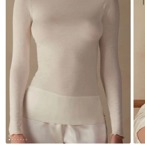 Intimissmi tröja - Har ett hål på armen säljer då den inte kommer till andvändning 