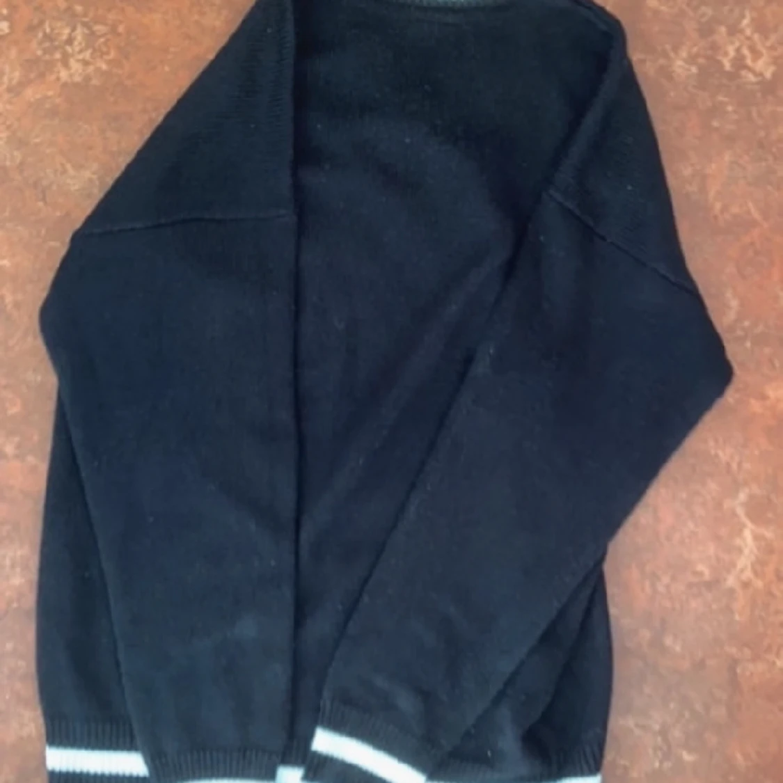 Tröja med coolt tryck - 90