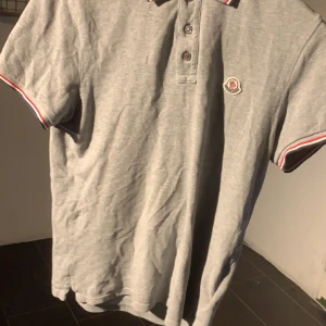 Moncler pike - Köpt från garms för 1200 i slutet av september  Cond 8-10 Size S 