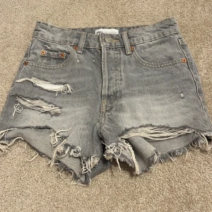 Shorts - Denimshorts från zara storlek 32💞Gott skick!