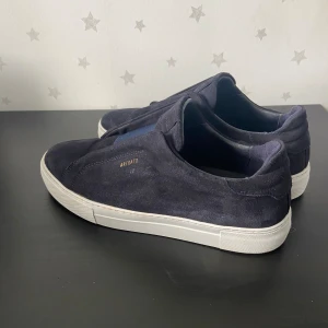 Arigato Clean 360 Laceless - Jag vill sälja dem då det inte är min stil, Jag har använt de två gånger men har inte tänkt på att använda dem i framtiden. Arigato väskan och lådan tillkommer.