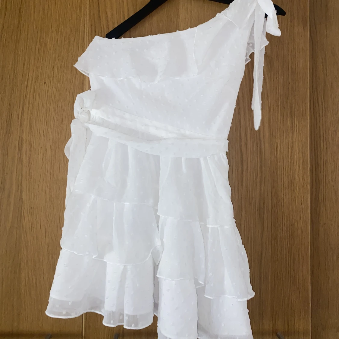 One shoulder klänning  - 90