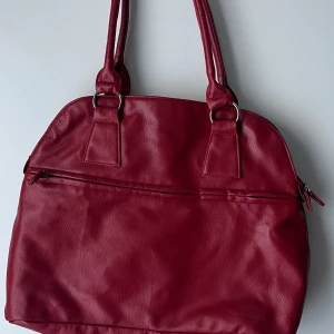 Röd väska - Röd stor väska