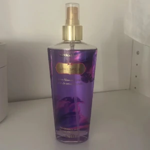 Victoria ’ s secret Parfym  - Använder sällan 