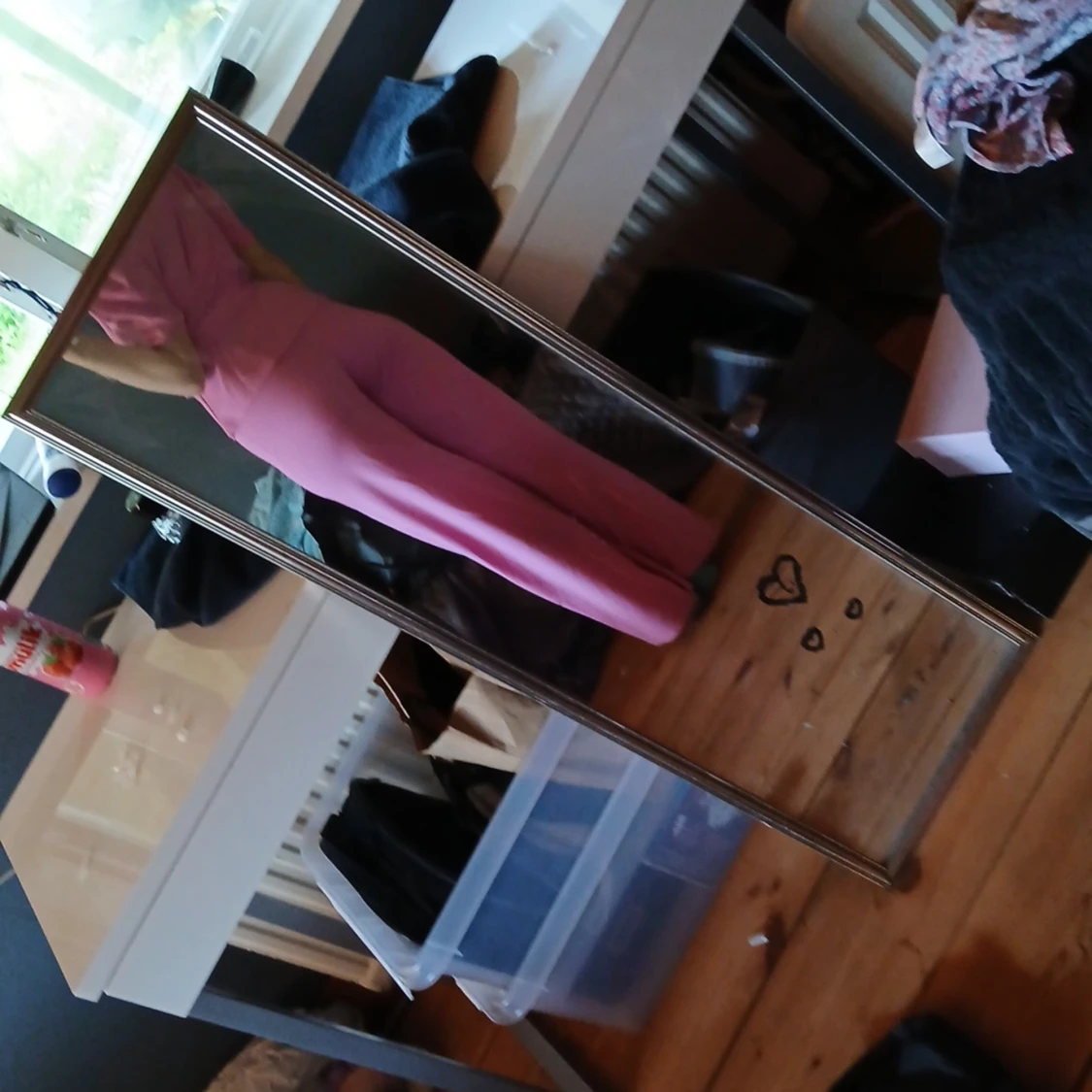 Rosa byxor och "blus"  med knytband i midjan - 1