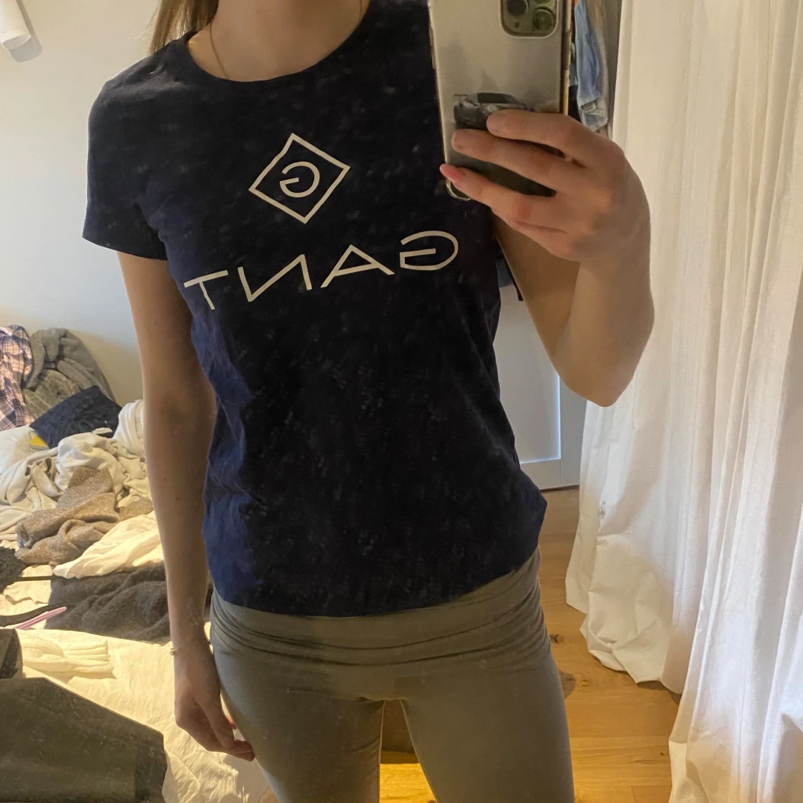 Mörkblå t-shirt från GANT