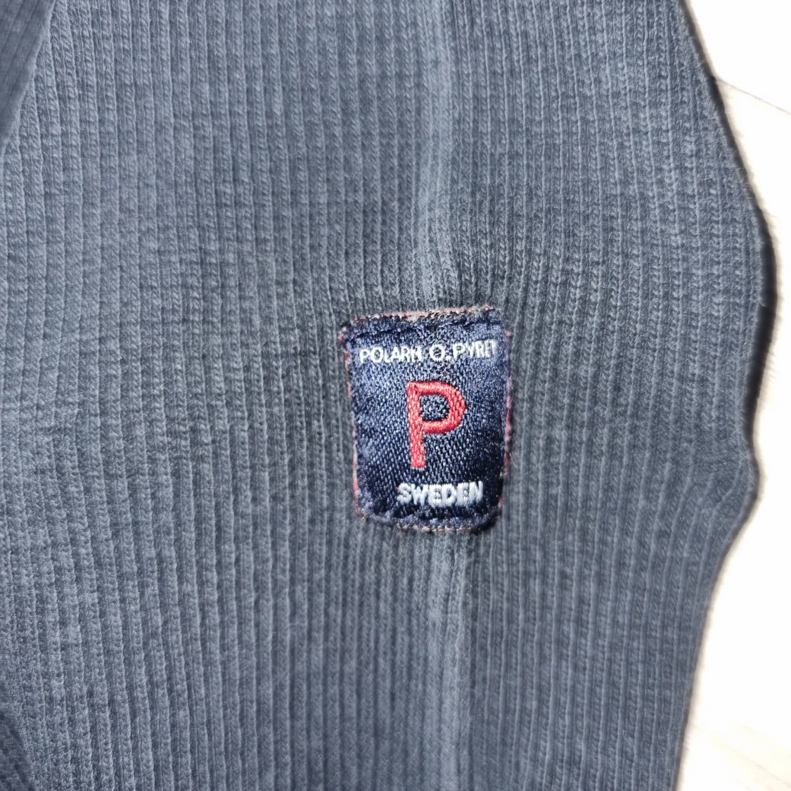 Svart långärmad tröja från Polarn O. Pyret - 3