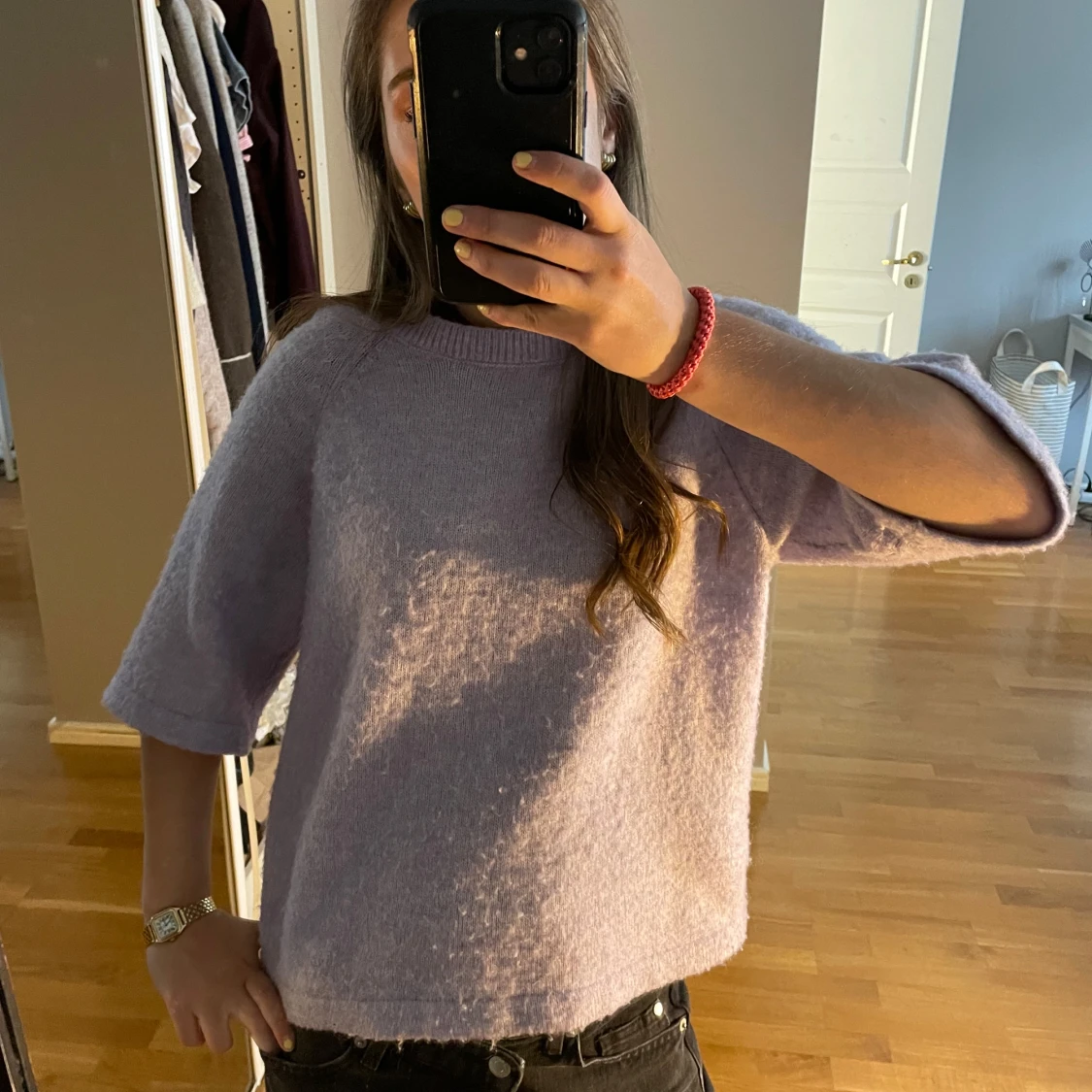 Ljuslila stickad tröja med trekvartsärm