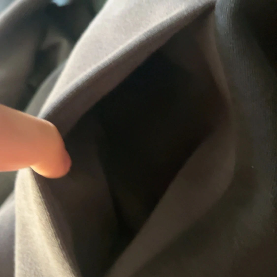 Svart Nike jacka med grönt tryck - 1