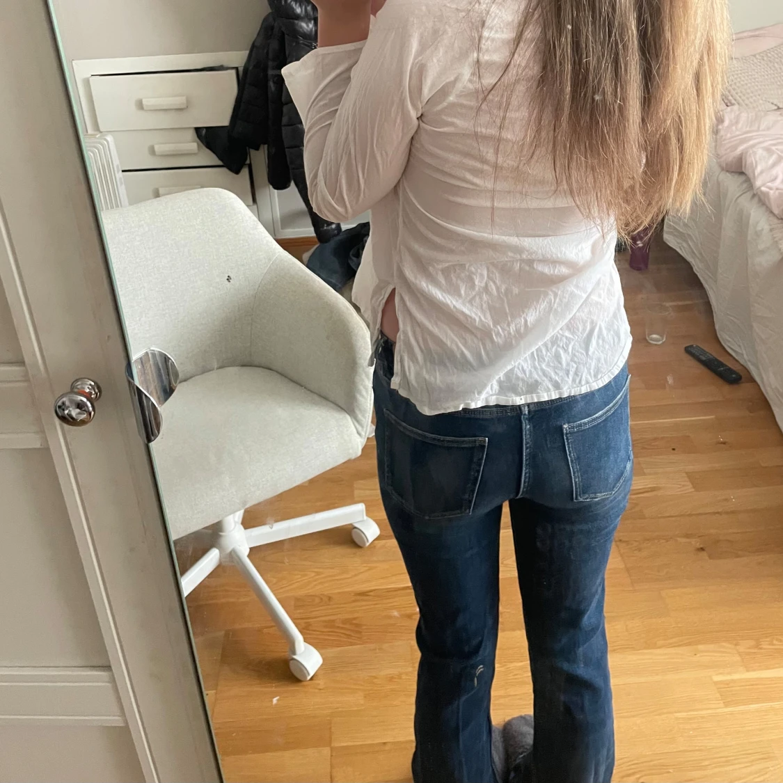 Mörkblå jeans från Gina Tricot