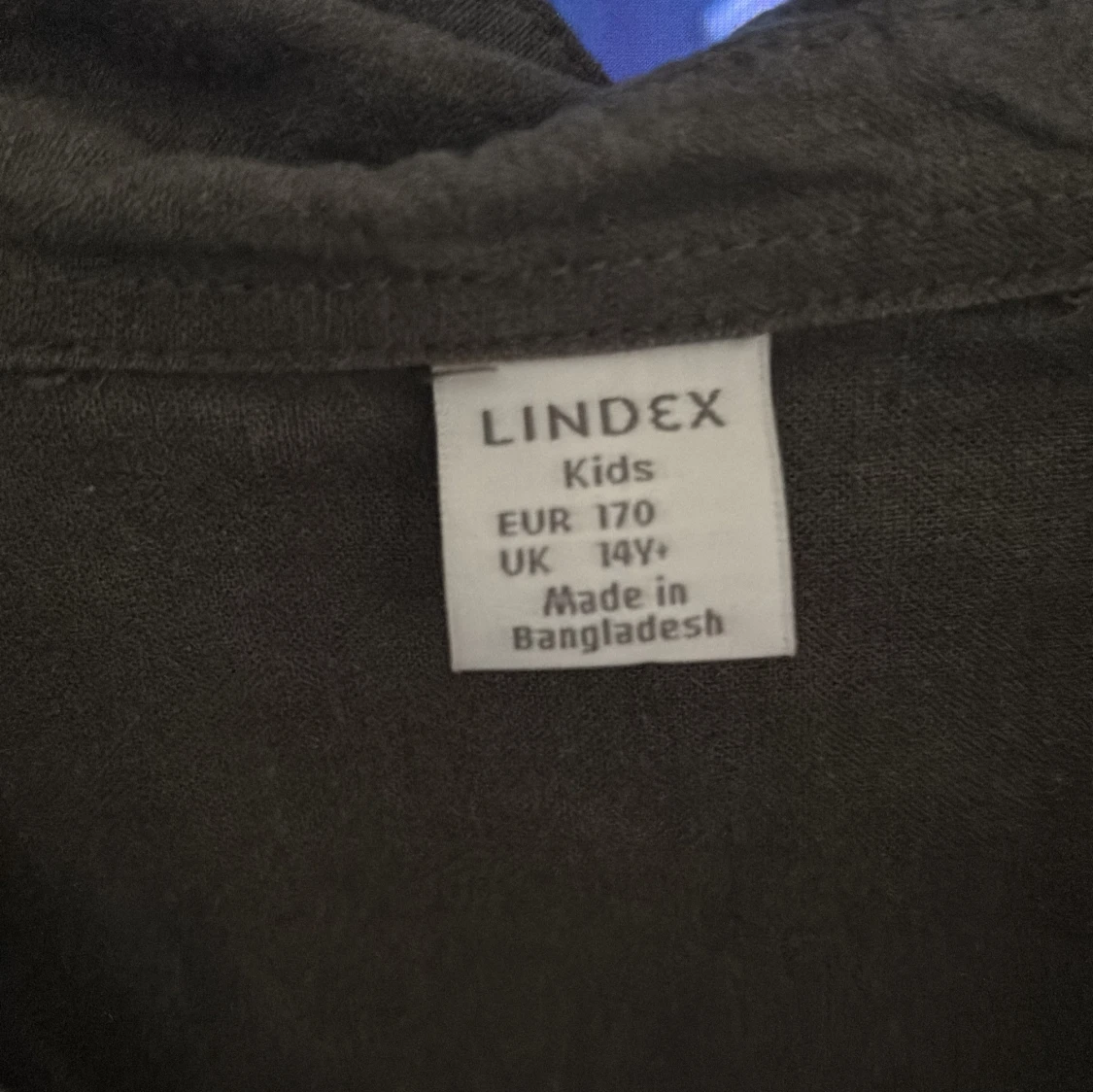 Olivgrön skjorta  - 2