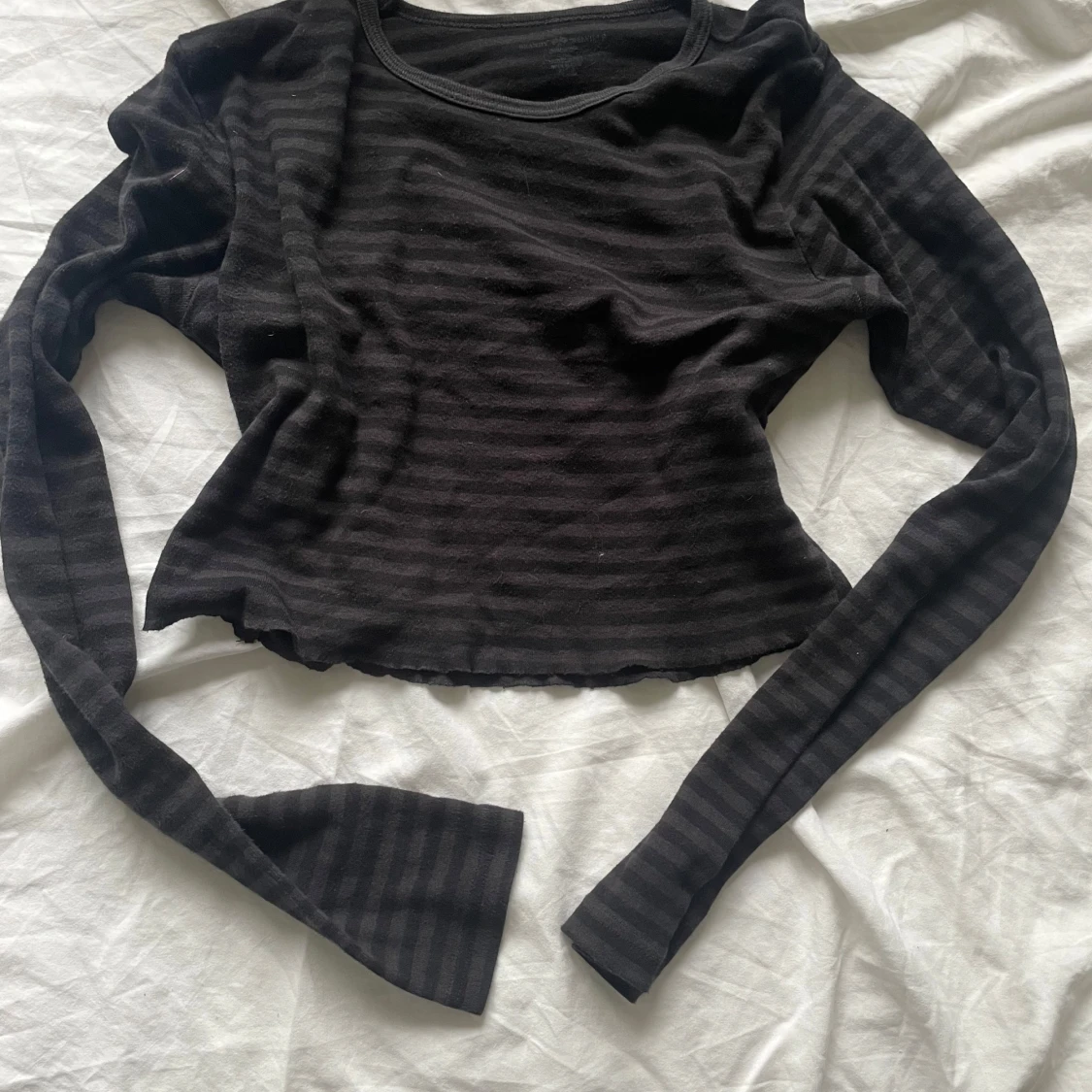 Randig långärmad topp