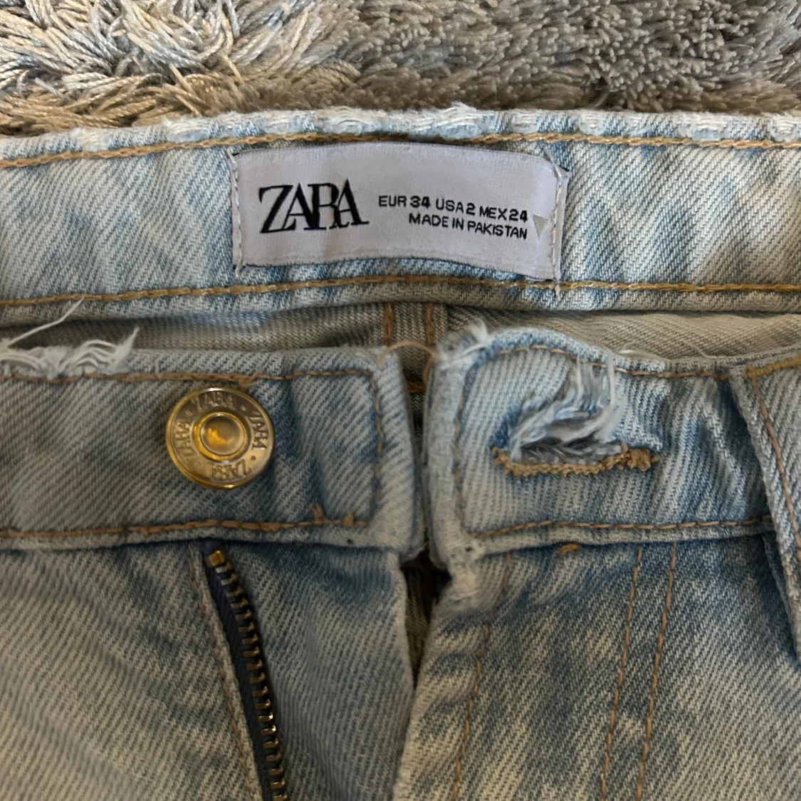 Ljusblå populära bootcut jeans från Zara - 2
