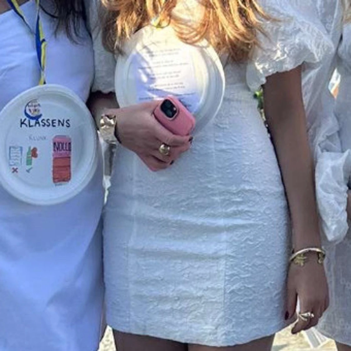 Vit kort klänning med puffärm - 2