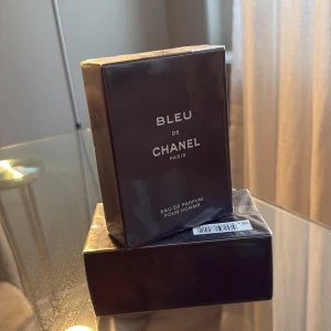 Bleu de Chanel Eau de Parfum Herr - Bleu de Chanel 100ml helt oöppnad