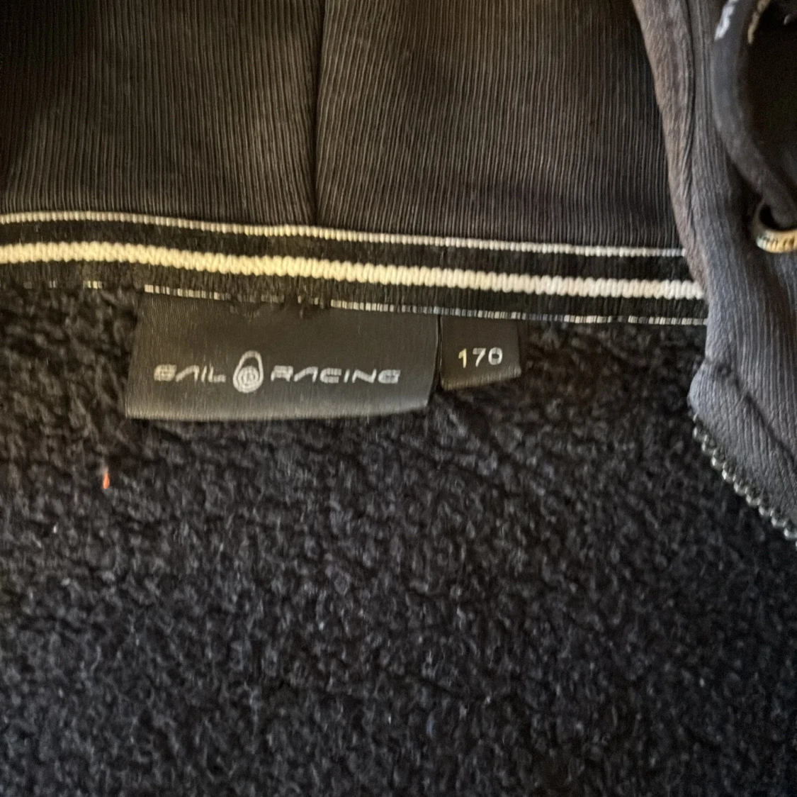 Svart fleecejacka från Sail Racing - 2