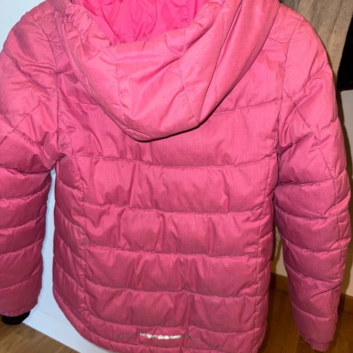 Rosa pufferjacka från Everest 146 - 1